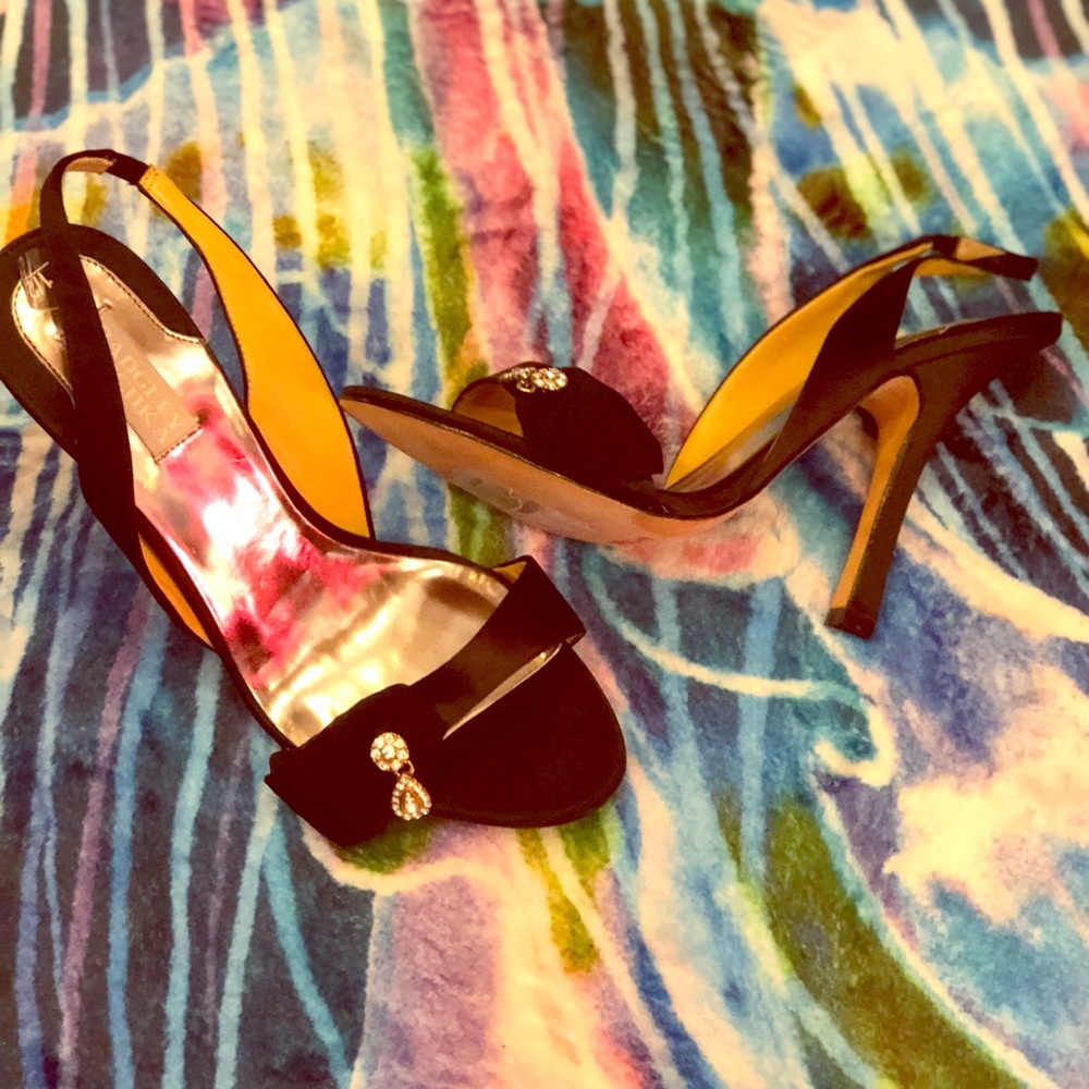 Badgley Mischka sling back black dress heels NWOB
